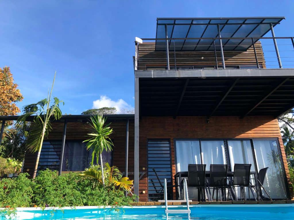 Bounty Lodge Tahiti 阿鲁埃 外观 照片